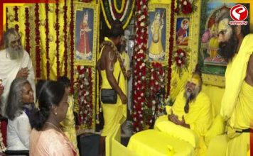 বৃন্দাবনে রাষ্ট্রপতি মুর্মু, দেখা করলেন প্রেমানন্দ মহারাজের সঙ্গে