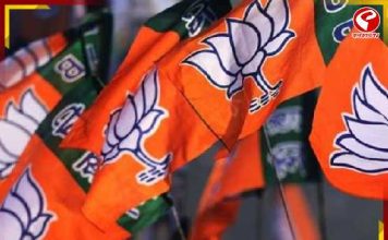 বিবেকানন্দের বাড়ির সামনে থেকে বিজেপির মিছিল, গিরিশ পার্ক থানার দিকে অগ্রসর