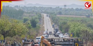 অন্ধ্রপ্রদেশে ভয়ঙ্কর দুর্ঘটনা, বাস ও লরির সঙ্গে ঝলসে মৃত্যু কমপক্ষে ১৪ জনের