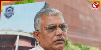 আসন্ন নির্বাচনে মমতার প্রতিপক্ষ দিলীপ? গেরুয়া শিবিরে নতুন বিতর্ক