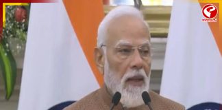 ভয়াবহ পরিস্থিতি মধ্যাপ্রাচ্যে! শান্তির বার্তা দিলেন মোদি