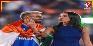 হঠাৎ মাহিকা শর্মাকে নিয়ে কাটাছেঁড়া সমাজমাধ্যমে! কারণ কী?