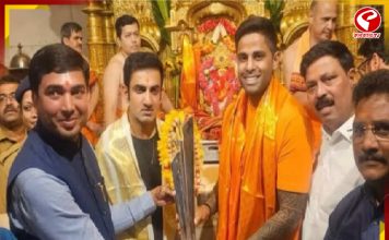 কীর্তির সমালোচনার জবাব দিলেন গম্ভীররা! পুজো দিলেন সিদ্ধিবিনায়ক মন্দিরে