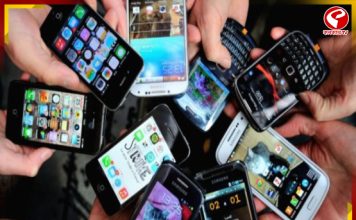 পুরনো ফোন বিক্রি করবেন ভাবছেন? এই ৩ নিময় না মানলে হতে পারে বিপদ!