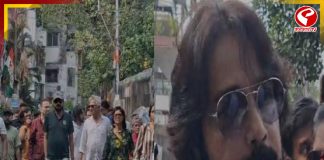 রিজেন্ট পার্ক থানায় প্রিয়ঙ্কা সরকার, সঙ্গে প্রসেনজিৎ ও অন্যরা, দায়ের অভিযোগ