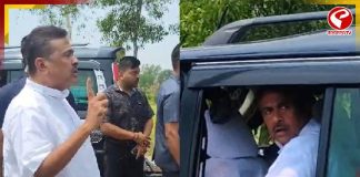 নন্দীগ্রামে শুভেন্দুকে ‘জয় বাংলা’ স্লোগান! রেগে গাড়ি থেকে নেমে কী করলেন বিজেপি প্রার্থী? দেখুন