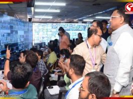 āĻāĻāύāĻ āĻĒāϰā§āϝāύā§āϤ ⧍ā§Ŧā§ĻāĻāĻŋ āĻ
āĻāĻŋāϝā§āĻ āĻāĻŽāĻž āĻĒāĻĄāĻŧāϞ, ⧍ā§Ļ⧍ā§Ē-āĻāϰ āϤā§āϞāύāĻžā§ āĻ
āϰā§āϧā§āĻ