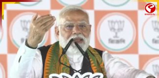 ‘এক মওকা মোদী কো…’ তৃণমূলকে হারানোর ডাক মোদির