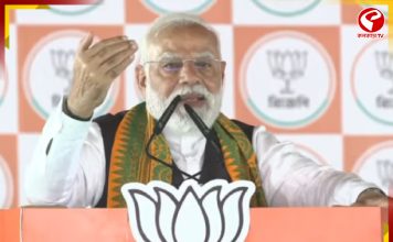 ‘এক মওকা মোদি কো…’ তৃণমূলকে হারানোর ডাক মোদির