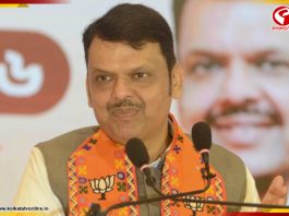 বাংলায় প্রচারে মহারাষ্ট্রের মুখ্যমন্ত্রী, ‘বাংলা থেকে ১৪০০ কোম্পানি গিয়েছে মহারাষ্ট্রে’