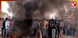 প্রচারে বাধার অভিযোগে উত্তাল ডায়মন্ড হারবার, আগুন জ্বেলে জাতীয় সড়ক অবরোধ বিজেপির