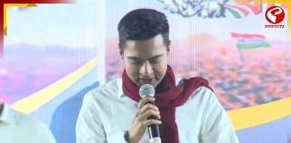 ‘রাতের অন্ধকারে টাকা নিচ্ছেন কারা?’ রায়নার সভা থেকে দলকেই কড়া বার্তা অভিষেকের