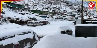 চৈত্রে ‘শীতের কামব্যাক’! সাদা বরফে ঢেকে গেল সান্দাকফু