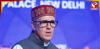 “কলকাতাতো দূর অস্ত, কষ্ট করে জম্মু এসে দেখাক!” পাকিস্তানকে ধুয়ে দিলেন ওমর আবদুল্লা