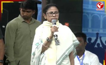 ‘৯০ লক্ষের মধ্যে ৬০ লক্ষই হিন্দু’, ভোটার তালিকা ইস্যু নিয়ে দাবি মমতার