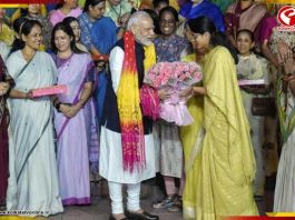 বিতর্কের মাঝেই চমক, কার্যকর মহিলা সংরক্ষণ আইন