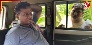 নন্দীগ্রামে CAPF গাড়ি ঘিরে বিতর্ক! ‘বিজেপি নেতার নির্দেশে বুথ থেকে তৃণমূল কর্মী বার’, ভিডিও ঘিরে তোলপাড়