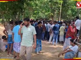 āĻā§āĻāĻā§āύā§āĻĻā§āϰā§āĻ āĻŽāϰā§āĻŽāĻžāύā§āϤāĻŋāĻ āĻŽā§āϤā§āϝā§! āĻā§āĻļāĻĒā§āϰ⧠āĻā§āĻ āĻĻāĻŋāϤ⧠āĻāĻŋā§ā§ āĻĒā§āϰāĻžāĻŖ āĻā§āϞ āĻŦā§āĻĻā§āϧāĻžāϰ