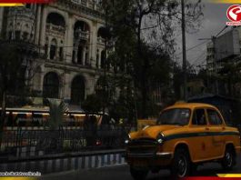 ভোটের দিনে কালবৈশাখীর হানা! কলকাতায় ৬০ কিমি বেগে ঝড়, দুই জেলায় ভারী বৃষ্টির সতর্কতা