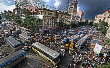মঙ্গল ও বুধবার কলকাতার রাস্তায় যান চলাচল নিয়ন্ত্রণ