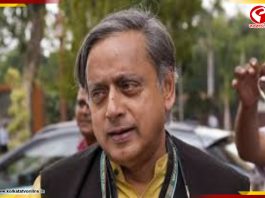 প্রচারে দুষ্কৃতী হামলার শিকার শশীর থারুর, কনভয়ে হামলা, জানলা কাচে লাগাতার ধাক্কা