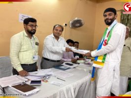 ‘একুশের লড়াইটা কঠিন ছিল’ মনোনয়ন জমা দিয়ে শাসক দলকে নিশানা নওশাদের