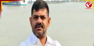 রাকেশ সিং’কে ‘প্রার্থী’ করা নিয়ে ‘শাঁখেরকরাত’ বিজেপির! ফাঁকা থাকবে বন্দর এলাকা?