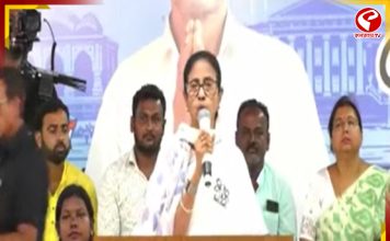 বাংলাকে টুকরো করার চক্রান্ত, হুঙ্কার মমতার