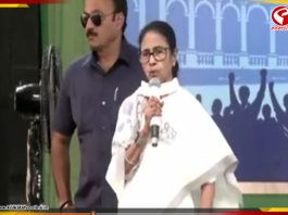 ‘এসআইআর একটি বড় দুর্নীতি’, নির্বাচন কমিশনকে আক্রমণ মমতার