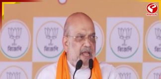 ‘রাষ্ট্রপতির অপমান’ ইস্যুকে হাতিয়ার করে আদিবাসী ভোট ভিক্ষা অমিত শাহের