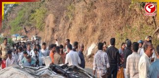 বেড়াতে বেরিয়ে আর ফেরা হল না, গাড়ি খাদে, মৃত্যু ৯ পর্যটকের