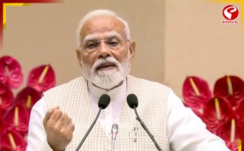 ‘ছাত্রদের ভবিষ্যৎ নিয়ে আপস নয়’, প্রশ্নফাঁসে কড়া বার্তা মোদির