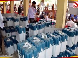 শেষ মুহূর্তে গণনাকেন্দ্রের সংখ্যা আরও কমিয়ে দিল কমিশন, সরব তৃণমূল