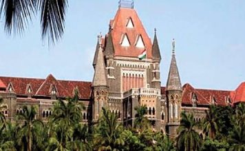 মহিলা সহকর্মীর শরীরের দিকে এক দৃষ্টিতে তাকিয়ে থাকা ‘অপরাধ’ নয়! রায় হাইকোর্টের