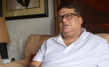 অসুস্থ পরিচালক অগ্নিদেব চট্টোপাধ্যায়, ভর্তি হাসপাতালে