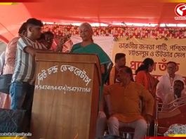 তাঁতশিল্পের পরিস্থিতি নিয়ে তৃণমূলের বিরুদ্ধে সূর চড়ালেন নির্মলা সীতারামন