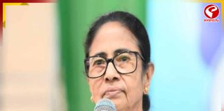 ‘আপনারা কি আমাকে খুন করতে চান? নাহত্যা করতে চান?’, তারকেশ্বর থেকে আক্রমণ মমতা’র