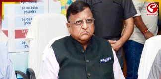 ‘মদের দোকান বন্ধ করতে বলিনি’, জানালেন মুখ্য নির্বাচনী আধিকারিক