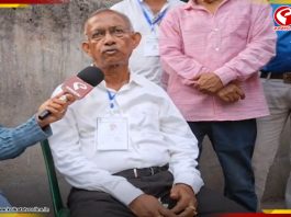 বুথে ঢুকতে বাধা! কমিশনকে আক্রমণ গৌতম দেবের