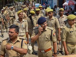 প্রথম দফার ভোটে কেন্দ্রীয় বাহিনীর সঙ্গে ৪০ হাজার রাজ্য পুলিশের নিরাপত্তা