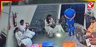 স্ট্র-রুমের ভিতরে মমতাকে নজরদারি শুভেন্দুর এজেন্টের, পোস্ট করে দাবি বিজেপি নেতার