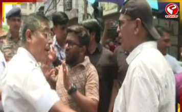 রবিবার সকালে ফের উত্তেজনা ছড়াল শাখাওয়াতের স্ট্রংরুমে
