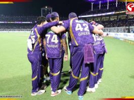 IPL-এর মাঝেই বড় ধাক্কা KKR-এ! সুযোগ না পেয়ে দেশে ফিরে গেলেন বিদেশি ওপেনার