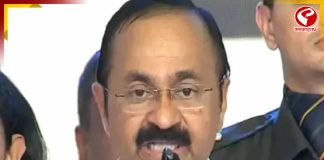 কেরলের মুখ্যমন্ত্রী হিসাবে শপথ নিলেন কংগ্রেসের ভিডি সতীশন