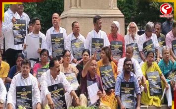 বিধানসভায় লড়াইয়ে তৃণমূল! ধরনায় অনুপস্থিত অর্ধেকের বেশি বিধায়ক! কী ব্যাখ্যা দলের