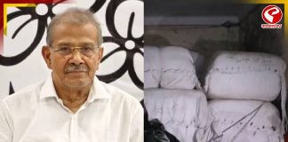 তৃণমূল নেতার মদতেই ক্লাবঘরে মজুত ত্রাণসামগ্রী! পুলিশের জালে পুরসভার চেয়ারম্যান, হুলুস্থুল এলাকায়