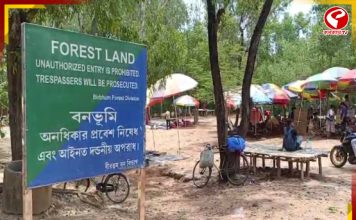 শান্তিনিকেতনে সোনাঝুরি হাটে চলল বুলডোজার, উপড়ে ফেলা হল হোটেল, রিসোর্ট