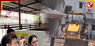 রবিবারের সকালে কলকাতার তিন জায়গায় চলছে বুলডোজার, অবৈধ বহুতল ভাঙছে পুরসভা
