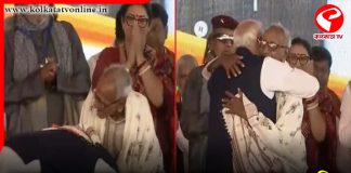 শুভেন্দুর শপথমঞ্চে শিলিগুড়ির মাখন লালকে প্রণাম মোদির