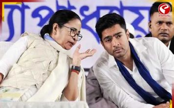 ‘ককরোচ জনতা পার্টি’র পাশে মমতা-অভিষেক!
